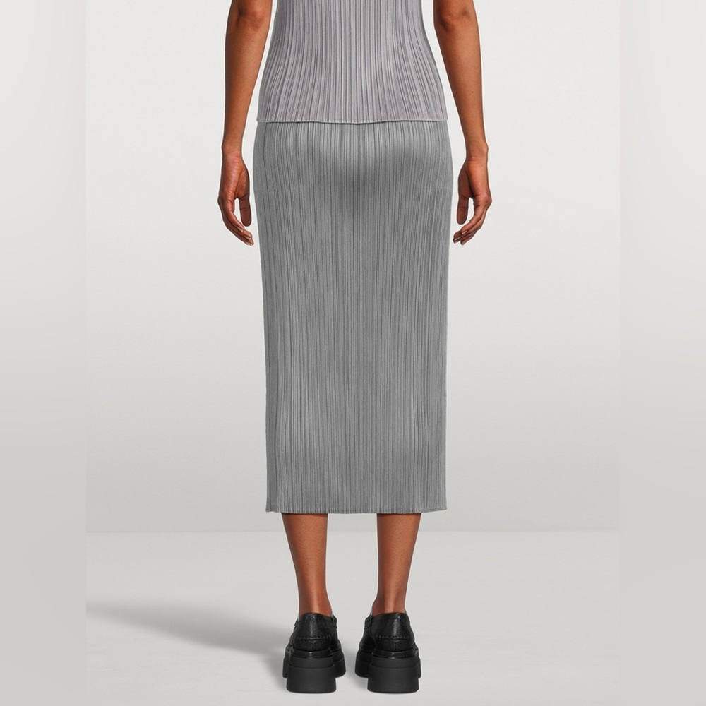 ISSEY MIKAYE Pleats Please Grey Skirt (in stock at Holt Renfrew & SSENSE) - Picture 8 of 12